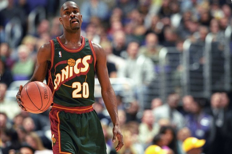 Gary Payton: “Larry Bird was a more vicious trash talker than me”