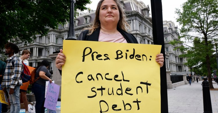 Biden’s Executive Actions on Food Stamps, Obamacare, Student Loans Will Balloon Deficit, CBO Says