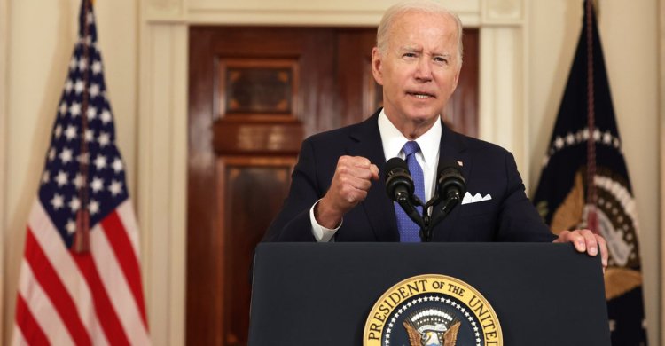 Biden Rips Supreme Court’s ‘Extreme’ Reversal of Roe