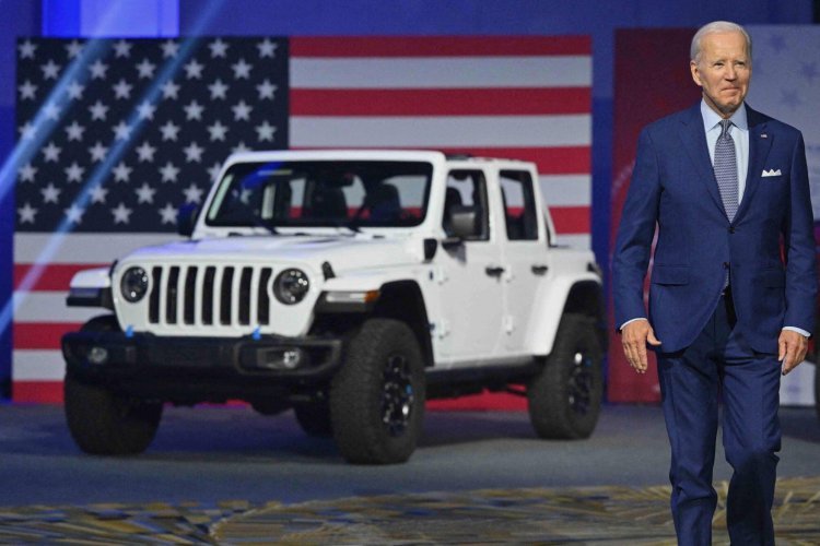 Biden Administration’s Electric Vehicle Gambit Is Enormously Expensive—and Illegal